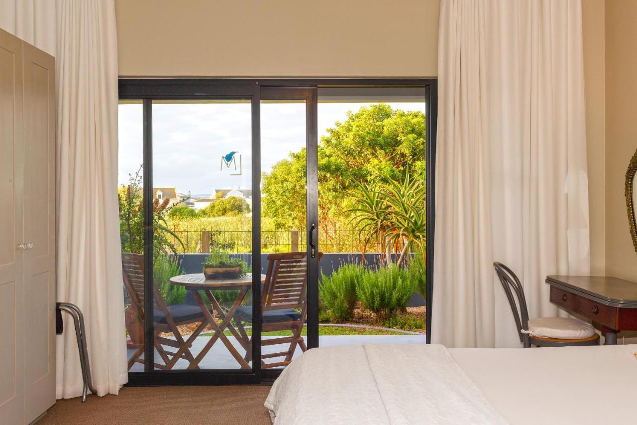 Le Mahi Guest House Langebaan Esterno foto