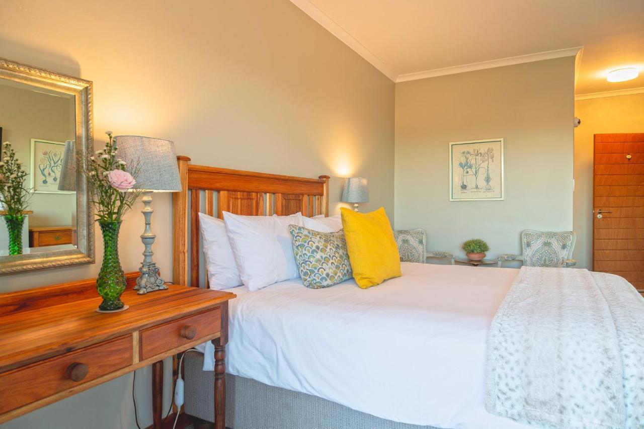 Le Mahi Guest House Langebaan Esterno foto